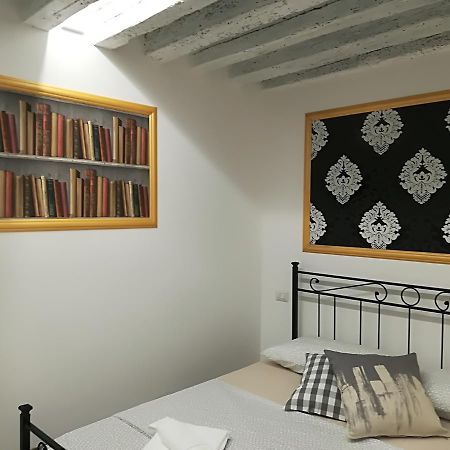Calle Della Pieta Венеция Екстериор снимка